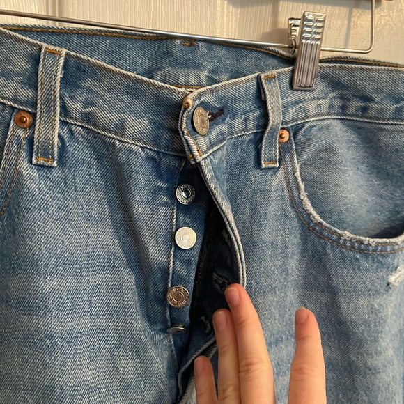 Levi’s 501 Ripped Jeans - Picture 7 of 7